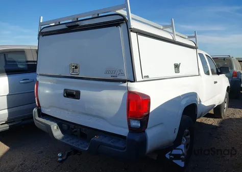 2018 Toyota Tacoma Sr z USA, uszkodzony, nr VIN 5TFRX5GNXJX105025